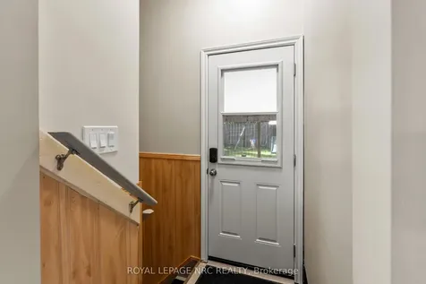 10 Ancaster Boulevard St. Catharines ON L2M 6V9