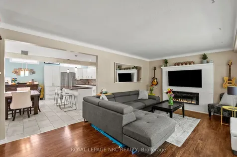 10 Ancaster Boulevard St. Catharines ON L2M 6V9