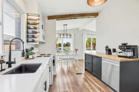 9 Reno Avenue Hamilton ON L8T 2S5