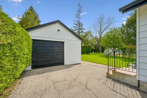 103 Cityview Drive N Guelph ON N1E 6Y7