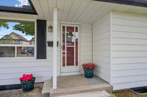 103 Cityview Drive N Guelph ON N1E 6Y7