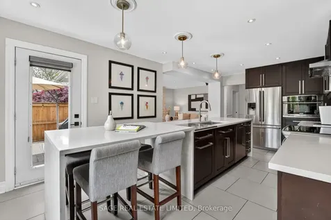 6 Acacia Street Hamilton ON L8J 1V6