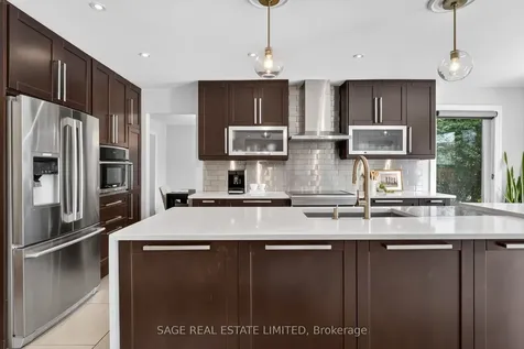 6 Acacia Street Hamilton ON L8J 1V6