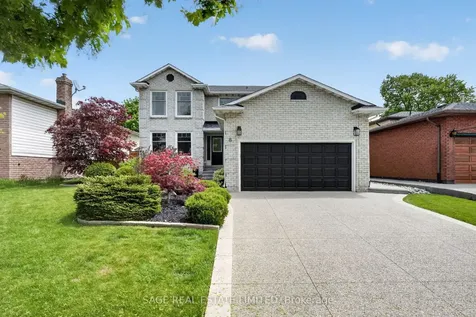 6 Acacia Street Hamilton ON L8J 1V6