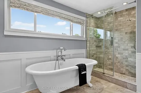 6 Acacia Street Hamilton ON L8J 1V6