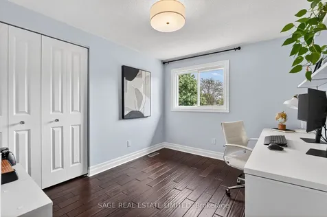 6 Acacia Street Hamilton ON L8J 1V6