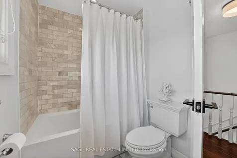 6 Acacia Street Hamilton ON L8J 1V6