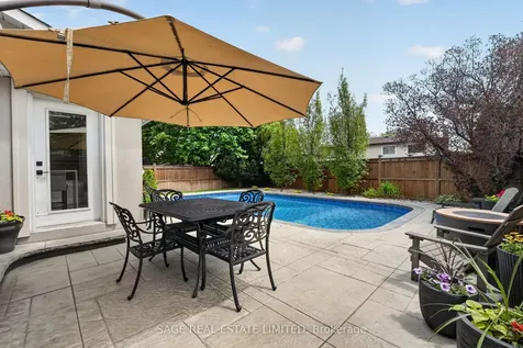 6 Acacia Street Hamilton ON L8J 1V6