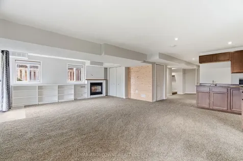 122 Severn Drive Guelph ON N1E 7K6