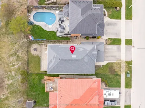 122 Severn Drive Guelph ON N1E 7K6