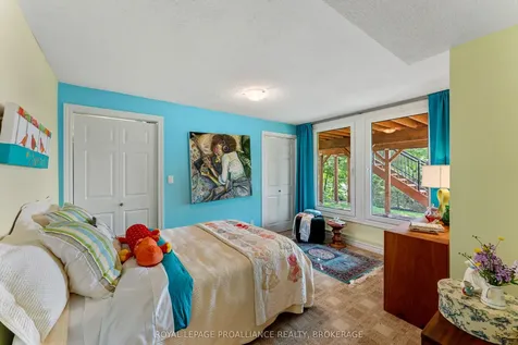80 Limeridge Drive Kingston ON K7K 6L8