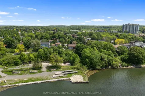 80 Limeridge Drive Kingston ON K7K 6L8