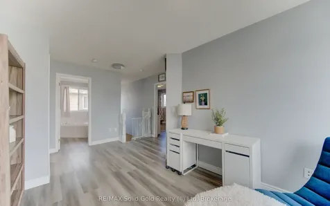 31 Adler Drive Cambridge ON N3C 4J9