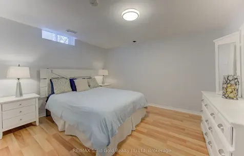 31 Adler Drive Cambridge ON N3C 4J9