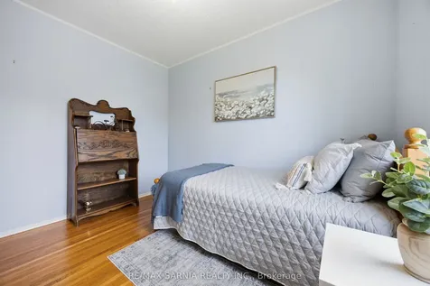 371 Mack Avenue Sarnia ON N7T 3P7