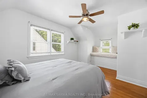 371 Mack Avenue Sarnia ON N7T 3P7