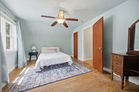 371 Mack Avenue Sarnia ON N7T 3P7