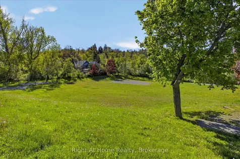 278 Mcfarlane Street Peterborough ON K9H 1K4