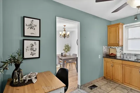 278 Mcfarlane Street Peterborough ON K9H 1K4