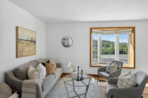 278 Mcfarlane Street Peterborough ON K9H 1K4