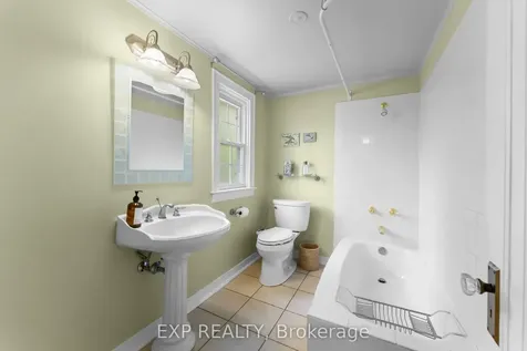 7009 High Street Niagara Falls ON L2G 1P1