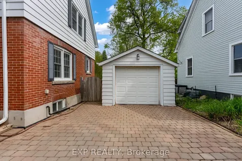 7009 High Street Niagara Falls ON L2G 1P1