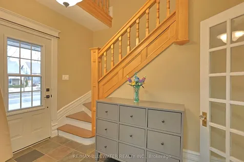 181 Parkhill Main Street North Middlesex ON N0M 2K0