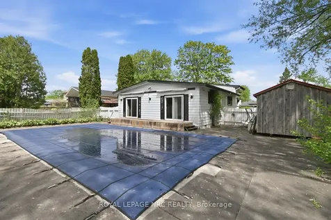 23 Chantler Road Welland ON L3C 4M6