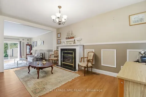 23 Chantler Road Welland ON L3C 4M6