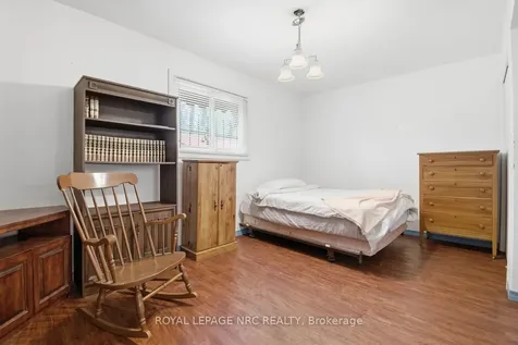 23 Chantler Road Welland ON L3C 4M6