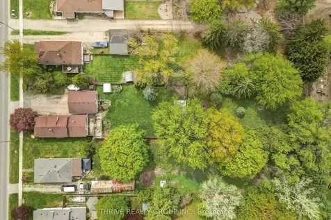 8582 Glendon Drive Strathroy-caradoc ON N0L 1W0