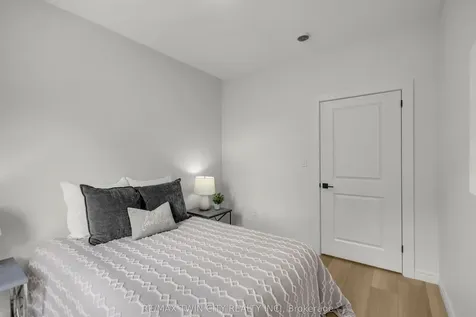 212 Chatham Street Brantford ON N3S 4G8