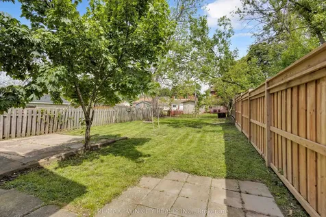 212 Chatham Street Brantford ON N3S 4G8