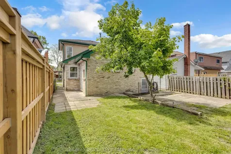 212 Chatham Street Brantford ON N3S 4G8