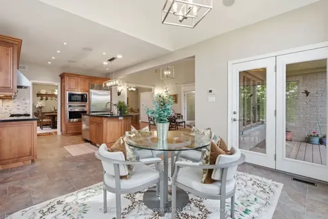 19 Simmonds Drive Guelph ON N1E 0H4