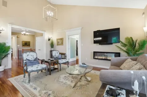 19 Simmonds Drive Guelph ON N1E 0H4