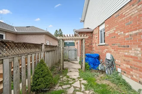 758 Victoria Terrace Centre Wellington ON N1M 3E7