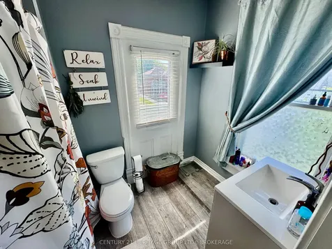 122 Green Street Deseronto ON K0K 1X0