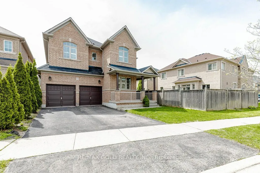 132 Mcknight Avenue Hamilton ON L0R 2H7
