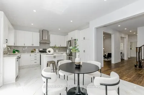 132 Mcknight Avenue Hamilton ON L0R 2H7