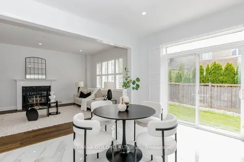 132 Mcknight Avenue Hamilton ON L0R 2H7