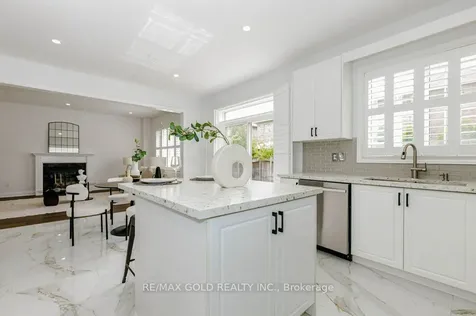 132 Mcknight Avenue Hamilton ON L0R 2H7