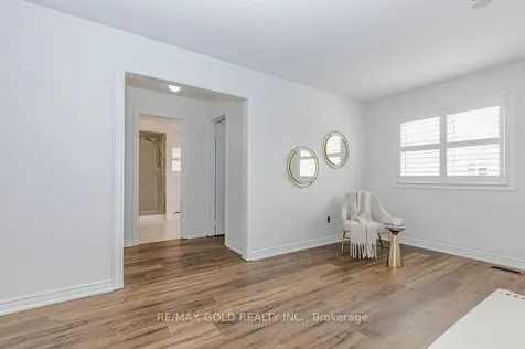 132 Mcknight Avenue Hamilton ON L0R 2H7