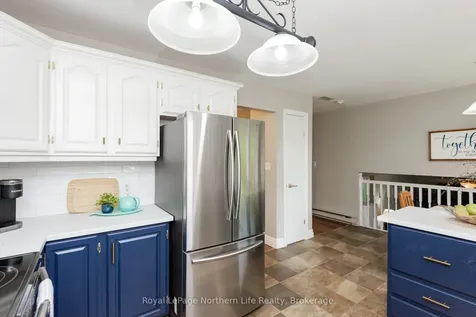 989 Annette Street N Greater Sudbury ON P3P 1R9