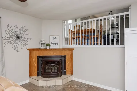 989 Annette Street N Greater Sudbury ON P3P 1R9