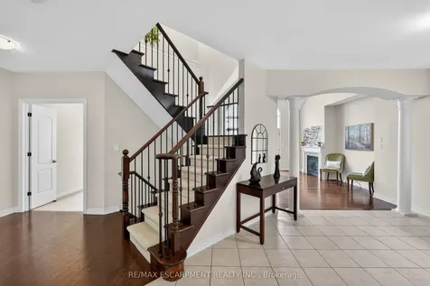 164 Galloway Trail Welland ON L3B 6G5