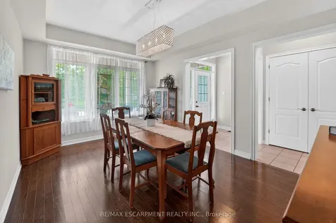 164 Galloway Trail Welland ON L3B 6G5