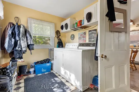 21 Brant Street Stratford ON N5A 3X1