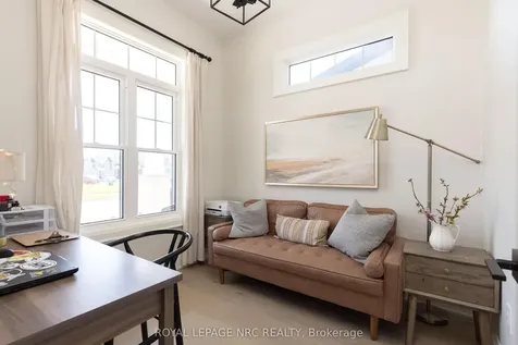 16 Swan Avenue Pelham ON L3B 5N5