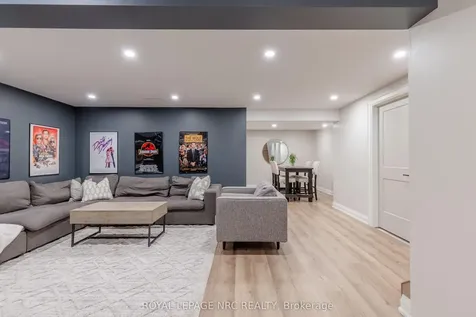 16 Swan Avenue Pelham ON L3B 5N5